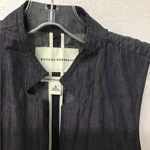 Cool vest by Banana Republic with trendy ruffles at waist